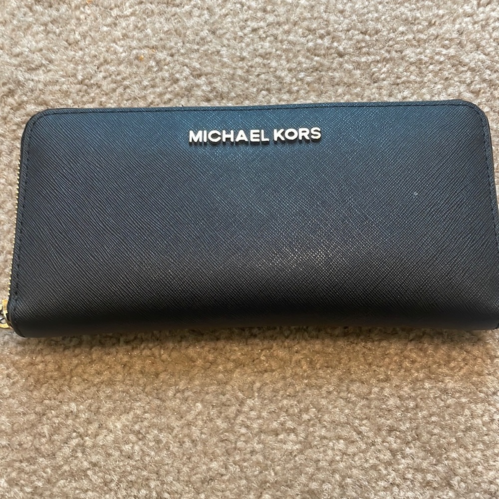 Michael Kors wallet